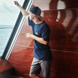 Meet your Posher, Sean